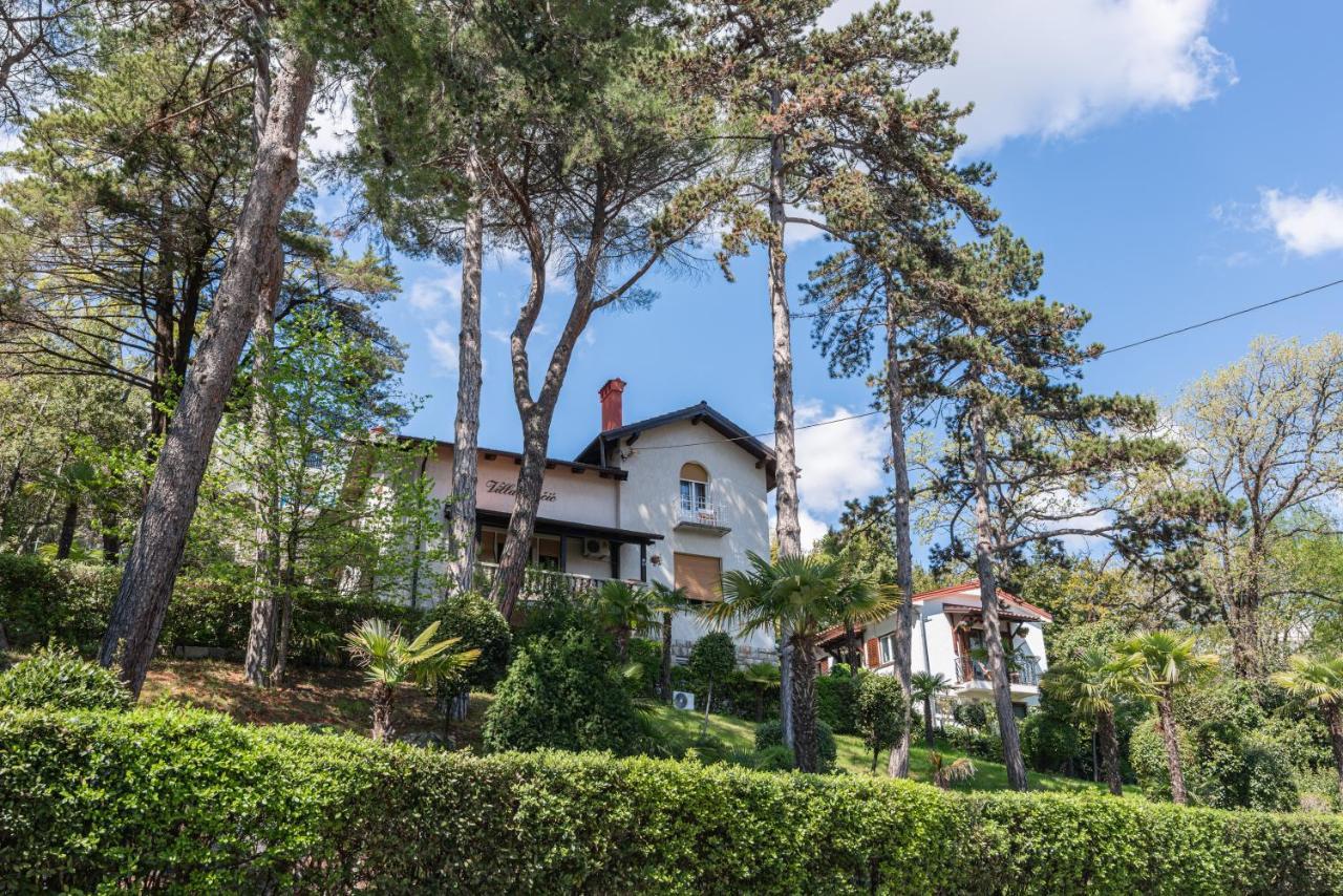 Apartments Virna Opatija Extérieur photo