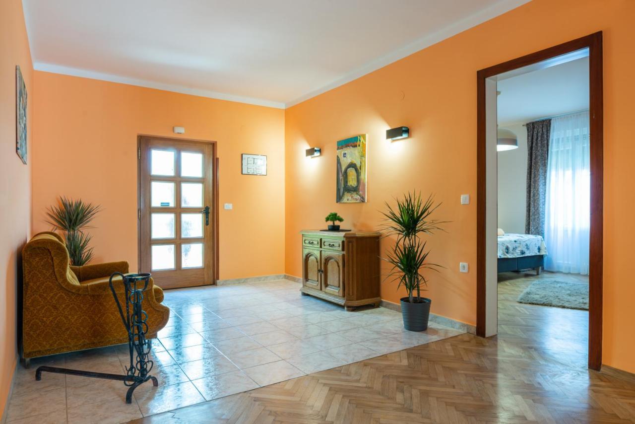 Apartments Virna Opatija Extérieur photo